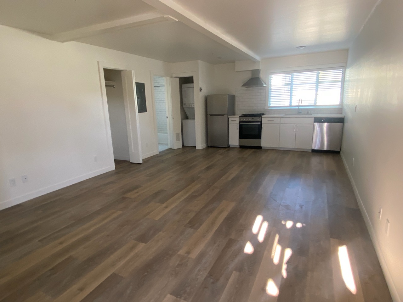 16 West Mission Street - 20