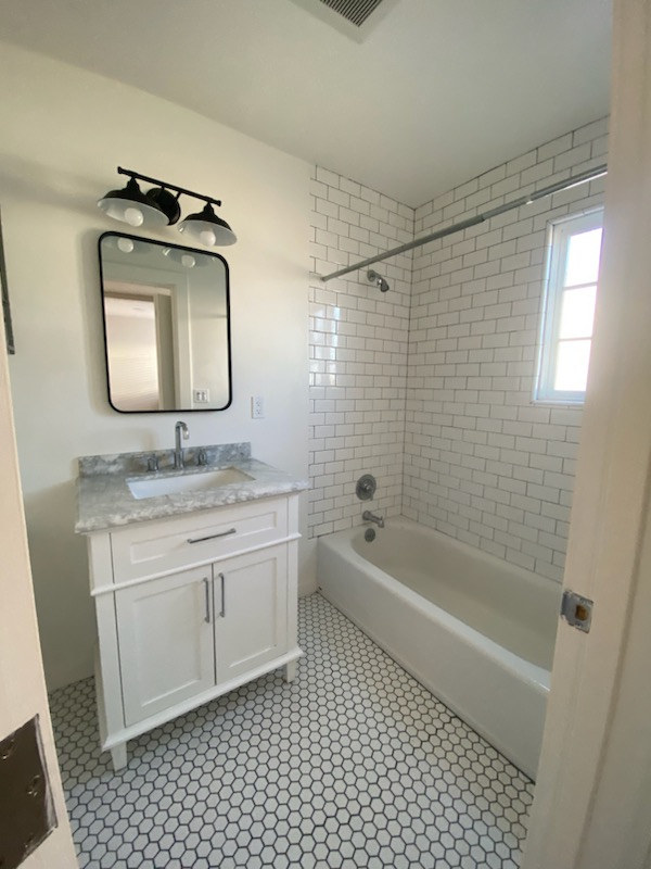 16 West Mission Street - 20