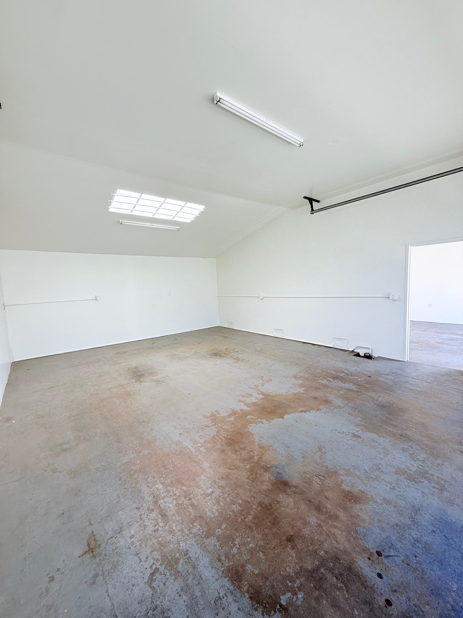 720 Bond Avenue - 4