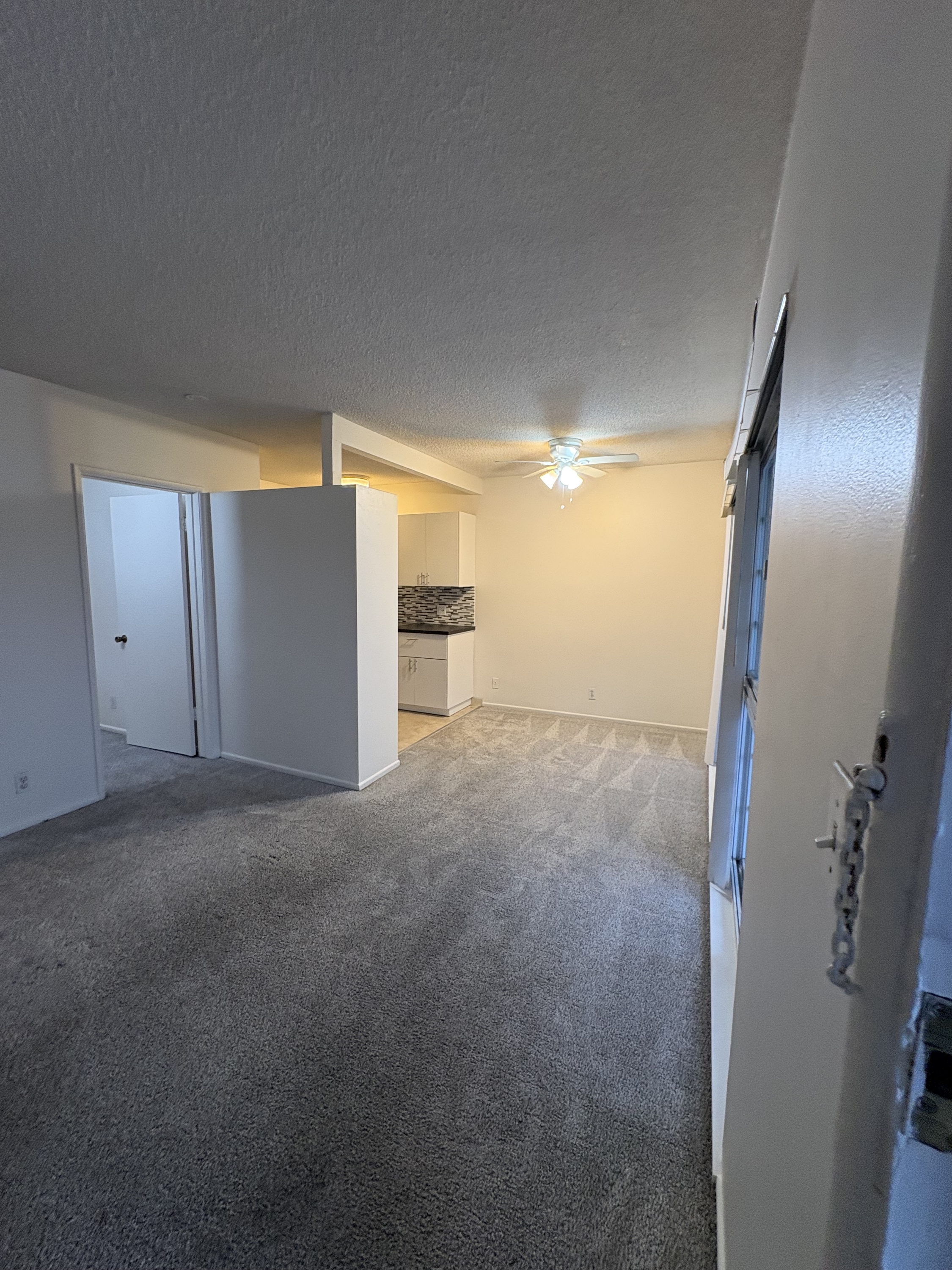 405 Corona Del Mar - 07