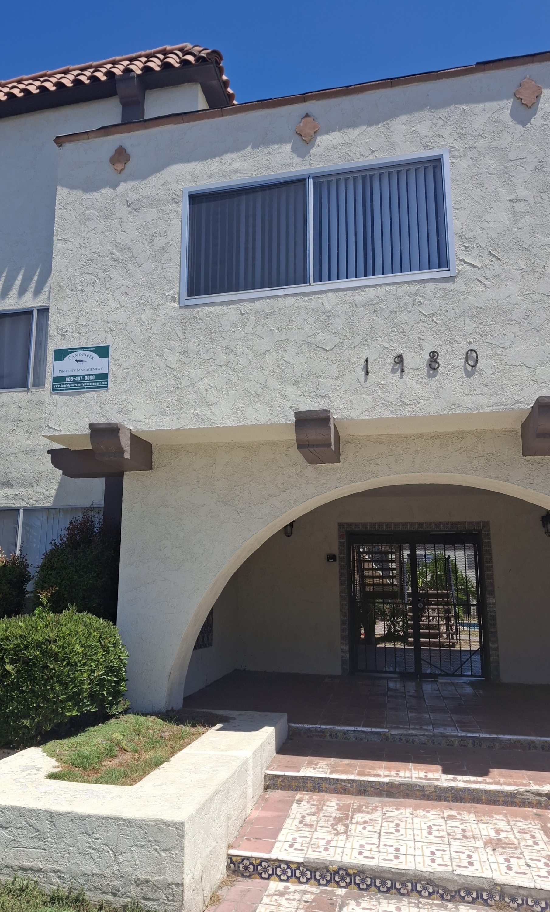 1930 Lantana Street - 201