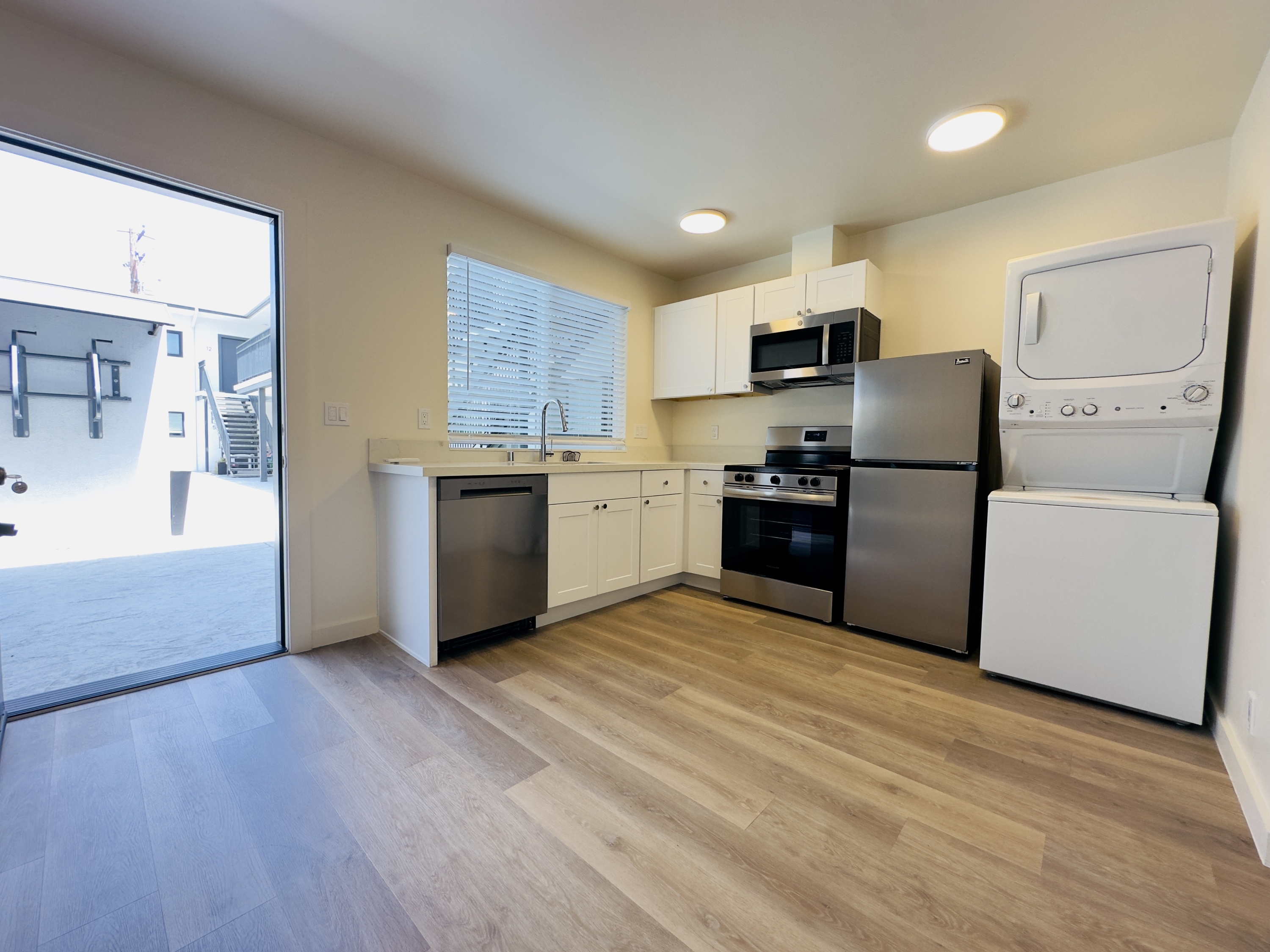 111 North La Cumbre Road - 20